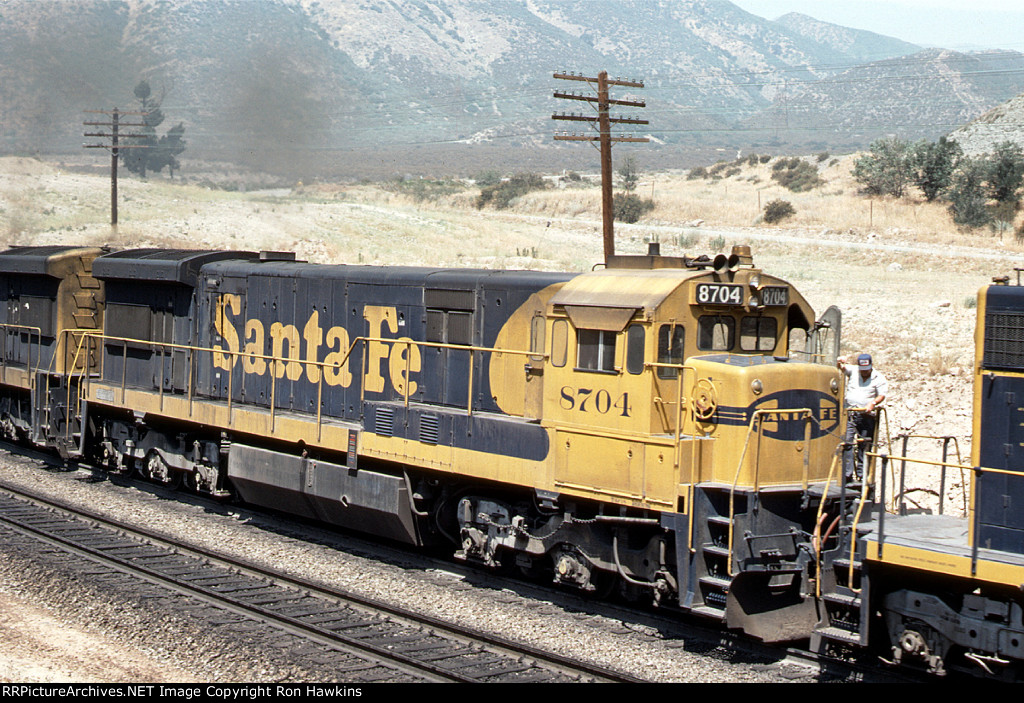 ATSF 8704